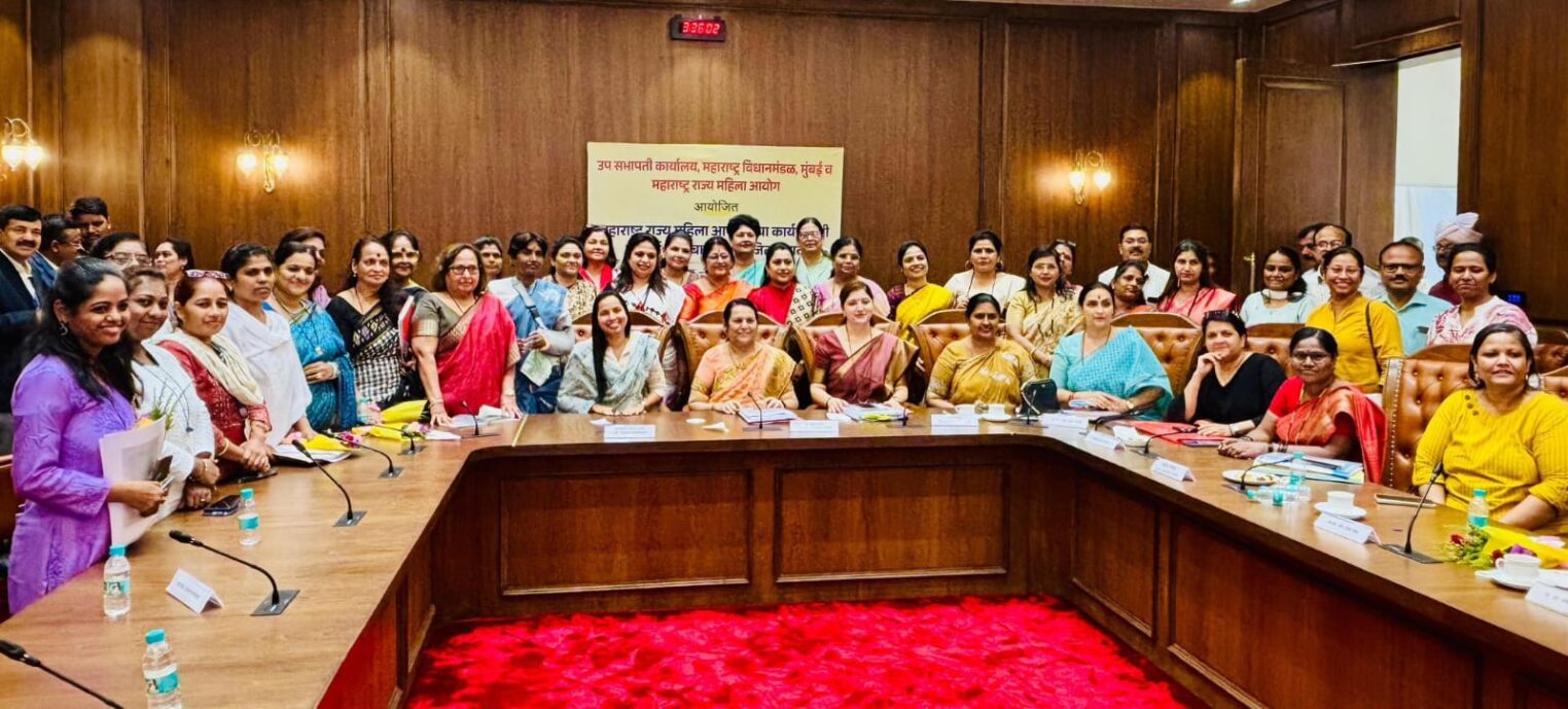 Ladki Bahin Yojana :लाडक्या बहिणींना 11 वा हप्ता 1500 रुपये बँक खात्यामध्ये येण्यास सुरुवात , पेमेंट स्टेटस असे चेक करा 3 WhatsApp Image 2025 06 05 at 00.51.24 2